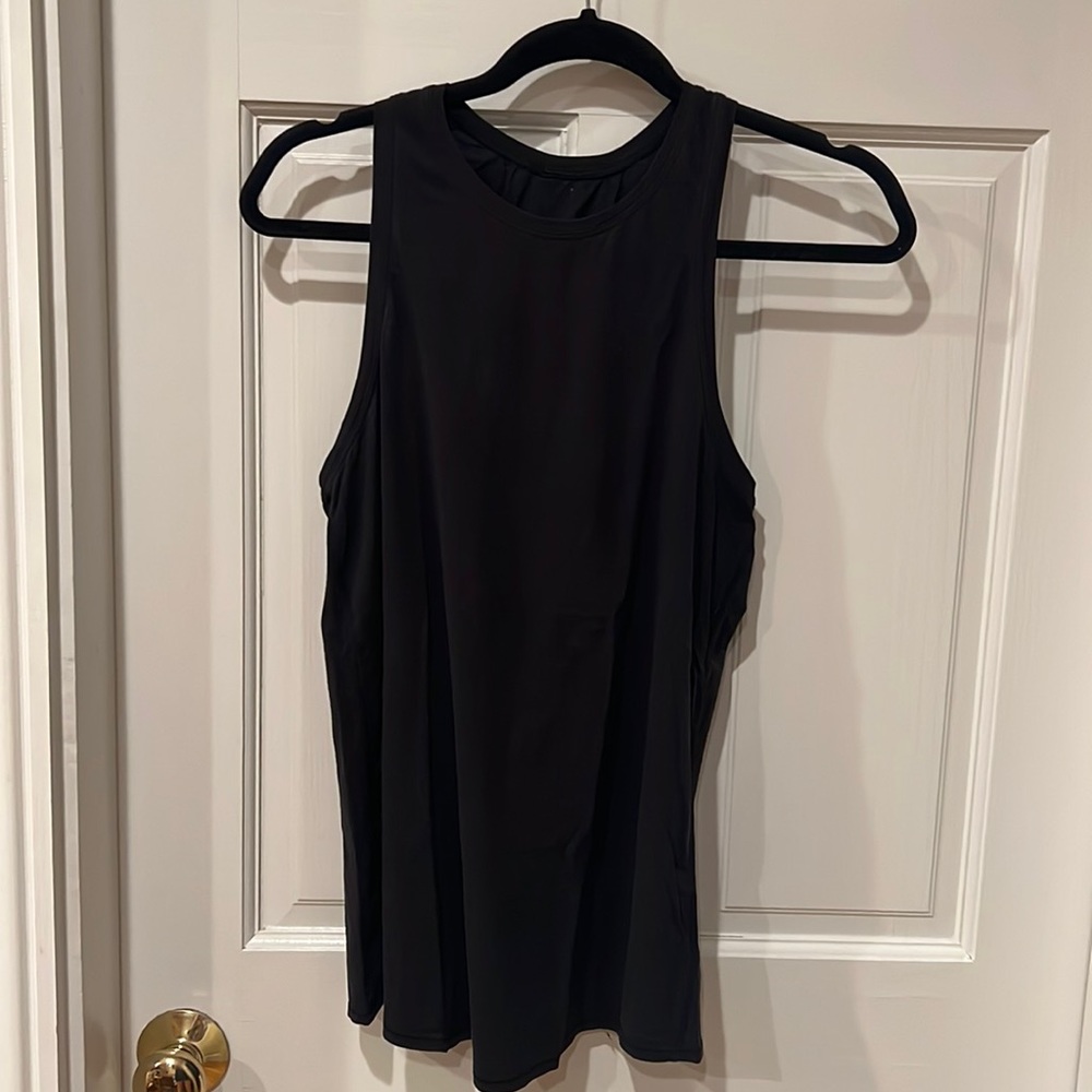 Lululemon open backed tank - can be tied